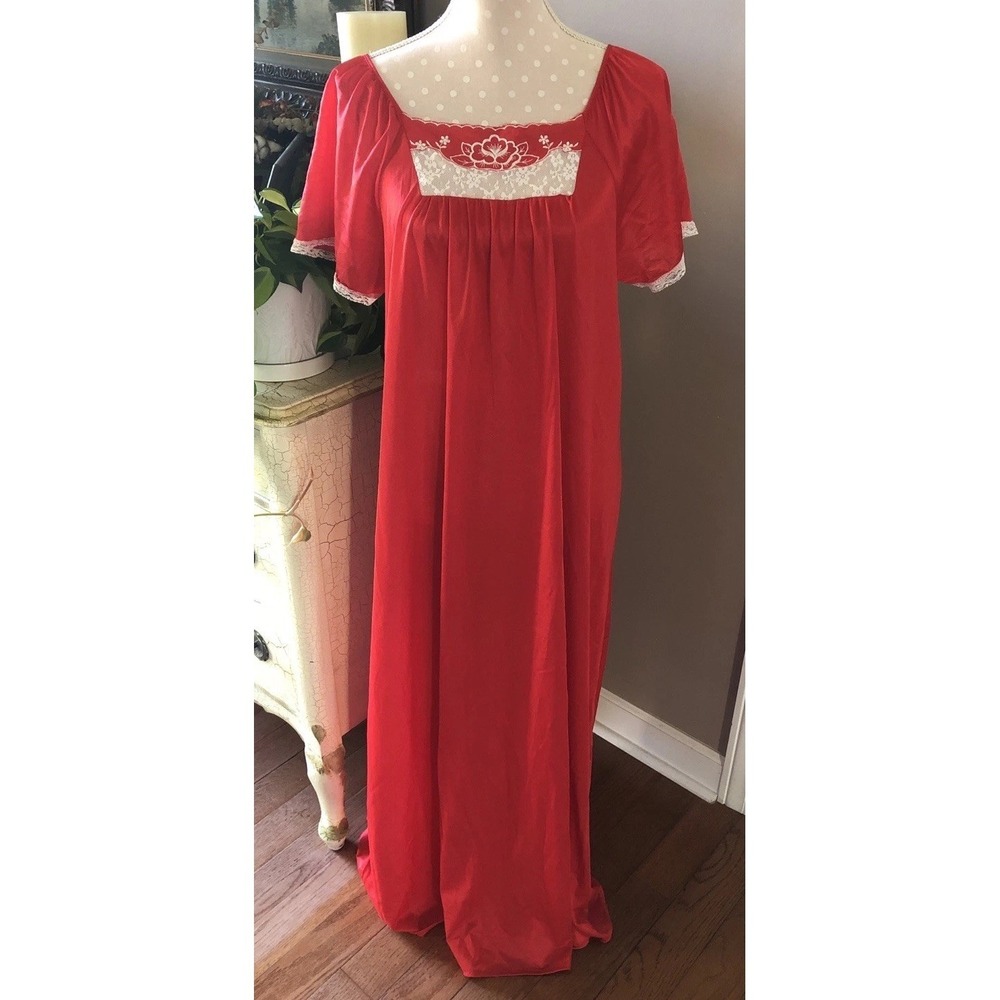 Vtg Nightgown Gown Nylon Long Red & White Embroidery Night Magic USA Women's Med